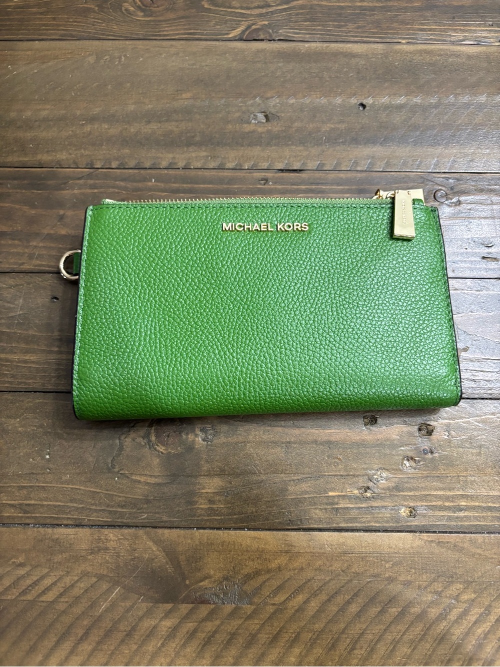 Michael Kors Adele Leather Smartphone Wallet in Green Pebbled Leather